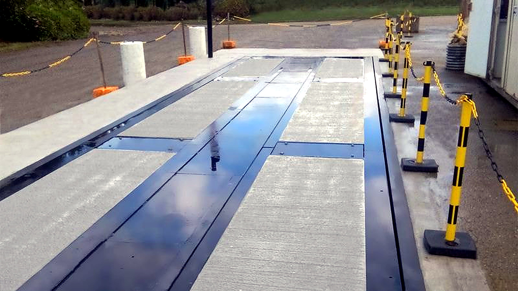Plateforme de pont-bascule métallique et béton