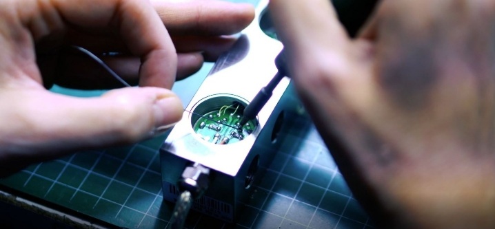 Maintenance technique sur cellule de charge